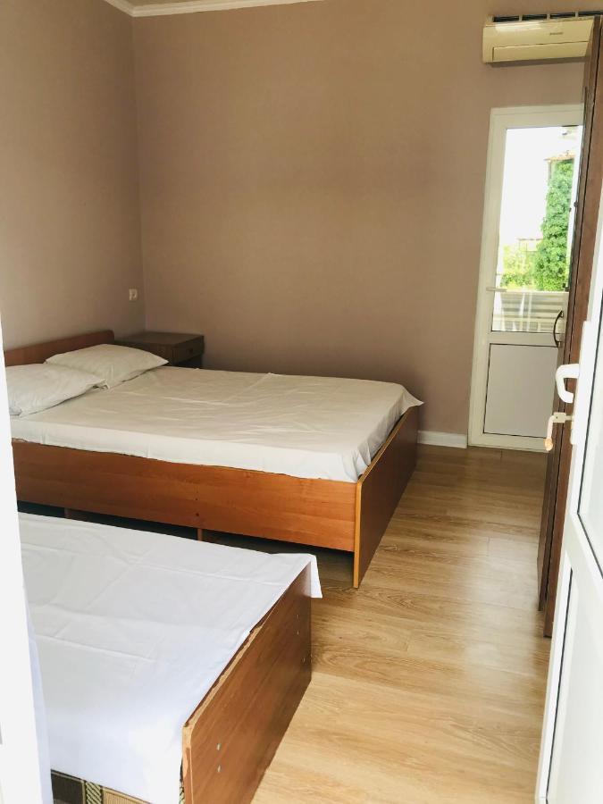 Гостевой Дом Роберто Hotel New Athos Esterno foto